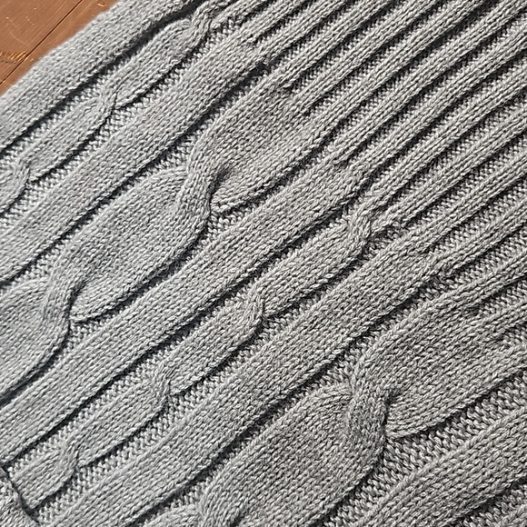 Michael kors new with tag scarf cable knit - Picture 4 of 4